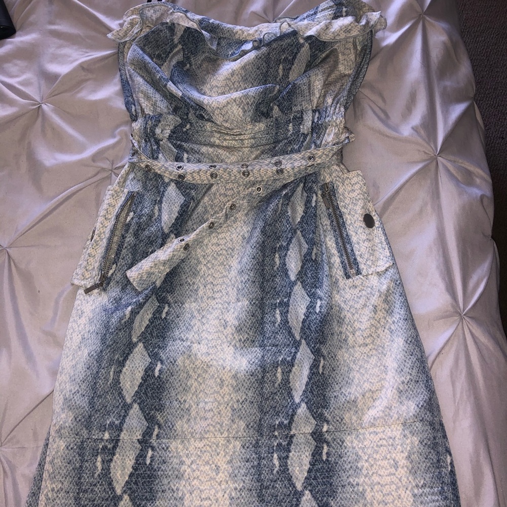 Bebe snake print strapless dress in a blue.
